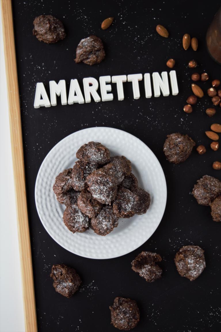 vegane Amarettini, Schokoladen Amarettini, gesunde Amarettini, Amarettini ohne Eier, fraujanik
