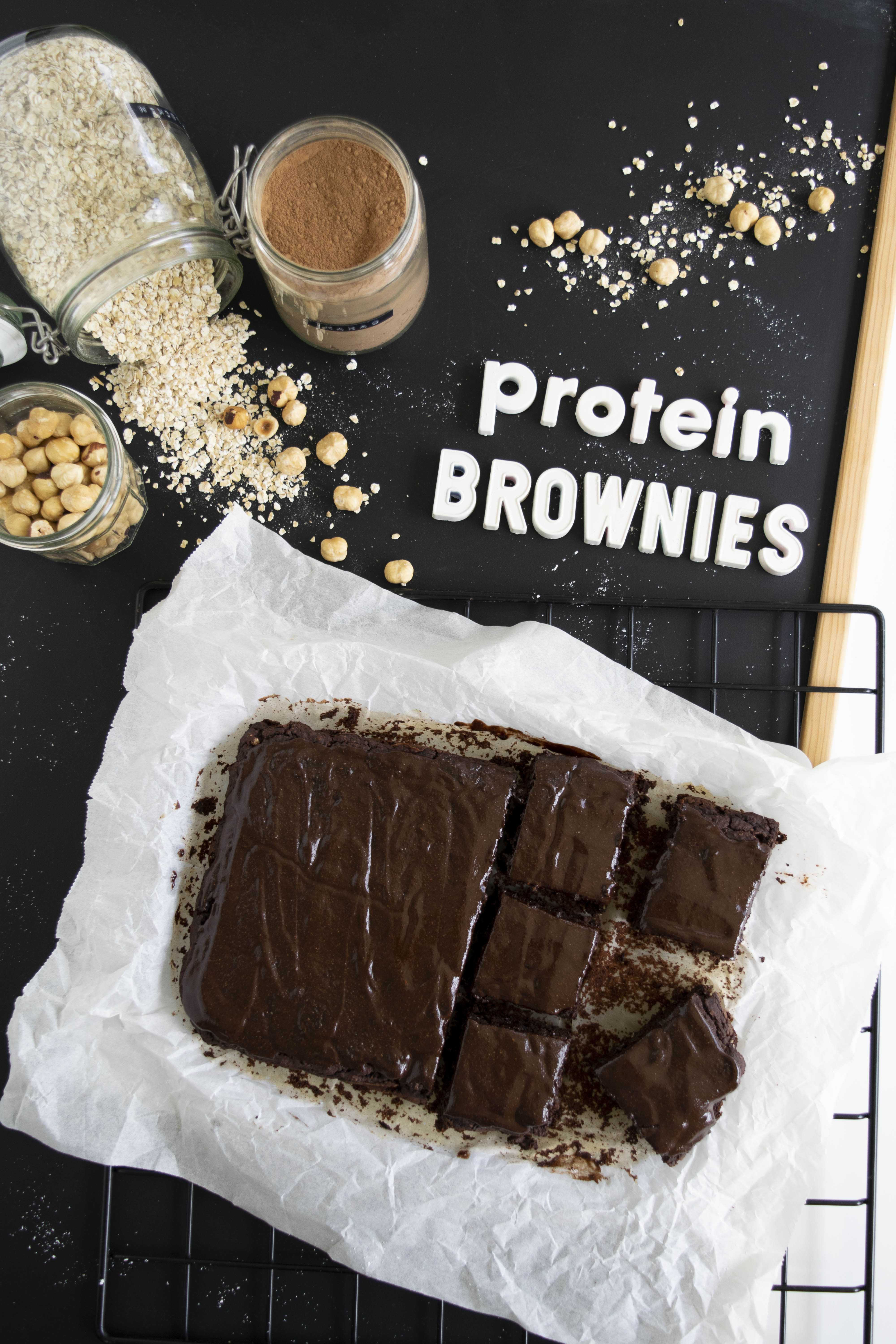 Protein Brownies ohne Haushaltszucker, vegan, glutenfrei, Kidneybohnenbrownies, fraujanik, schokokuchen, brownies ohne mehl, brownies ohne eier
