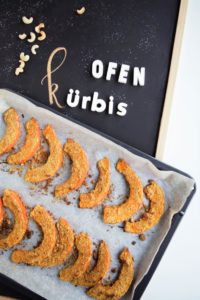 Ofenkürbis mit Cashewpanade | vegan - Frau Janik